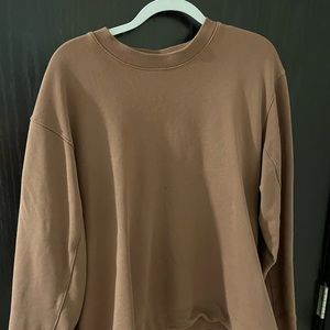 Lululemon crewneck